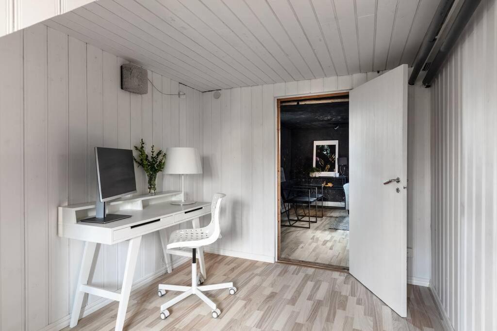 Amazing Family Home In Stockholm Exterior foto